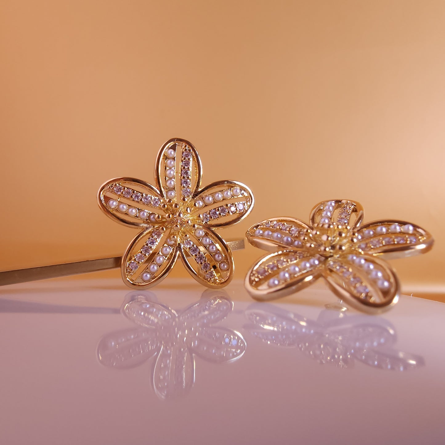 Aretes Bloom